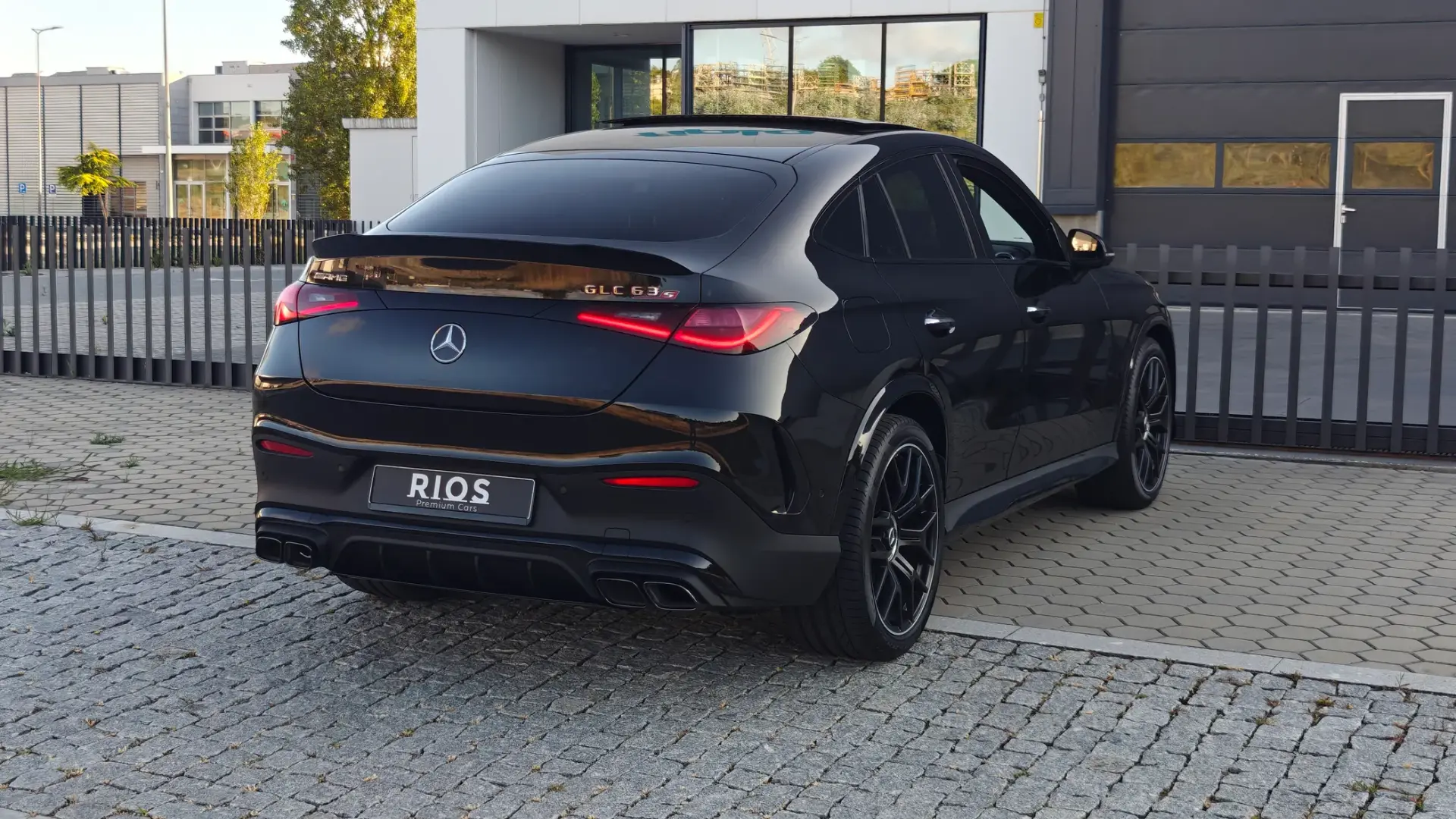 Mercedes-Benz GLC 63 AMG S E Performance Coupe Speedshift MCT9G Line Premium 38
