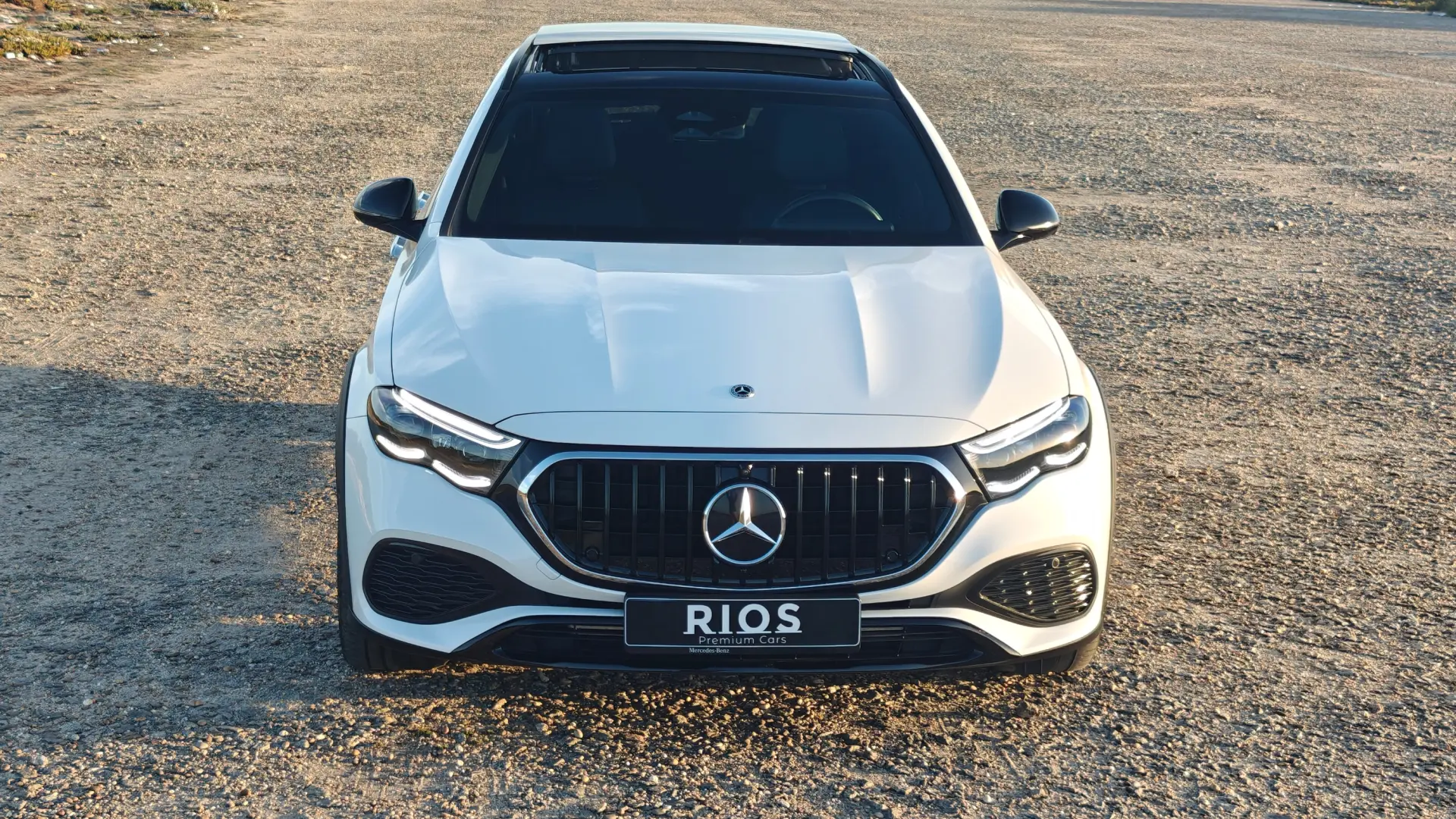 Mercedes-Benz E 300 de 4Matic All-Terrain 21