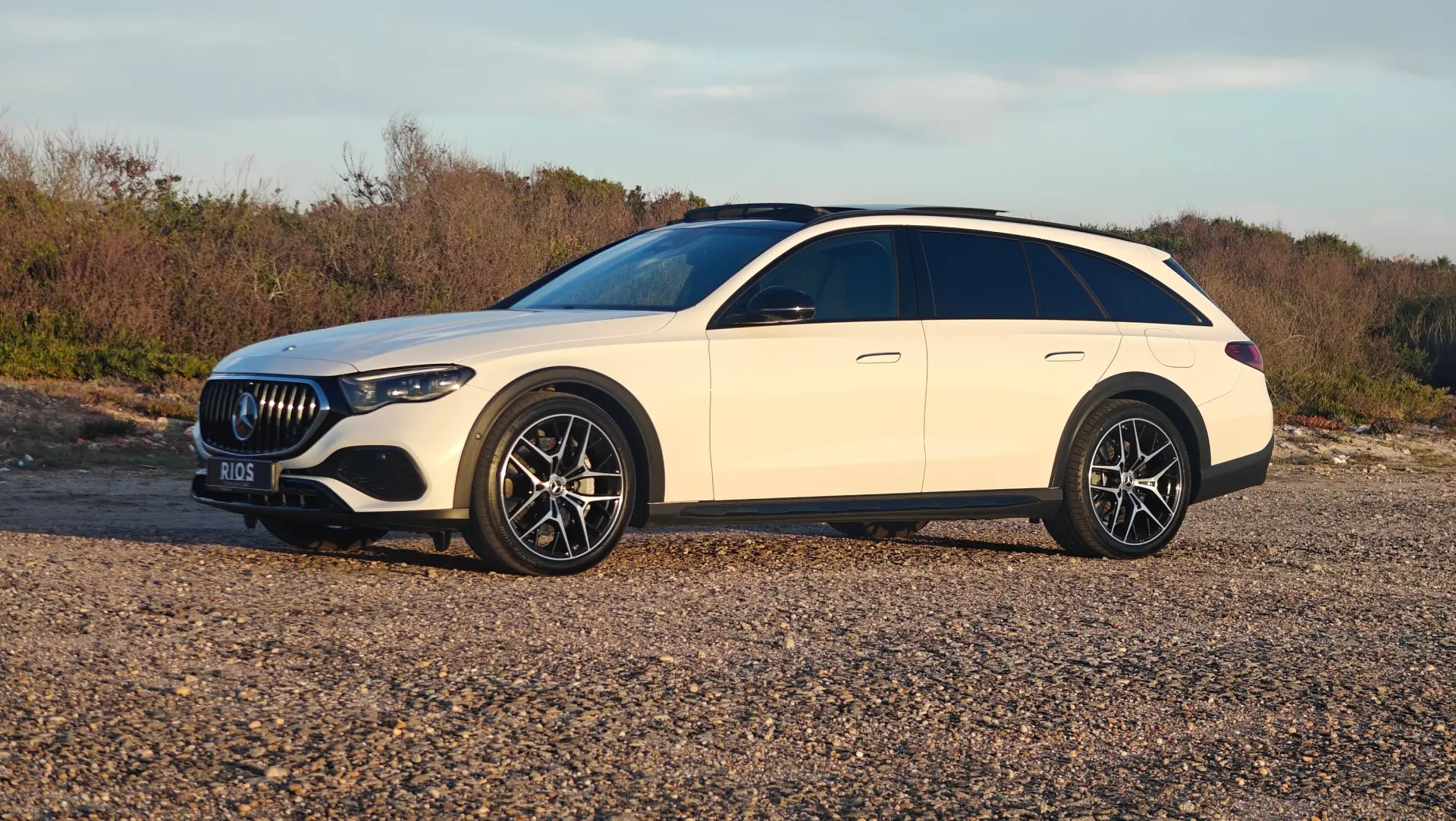 Mercedes-Benz E 300 de 4Matic All-Terrain 18