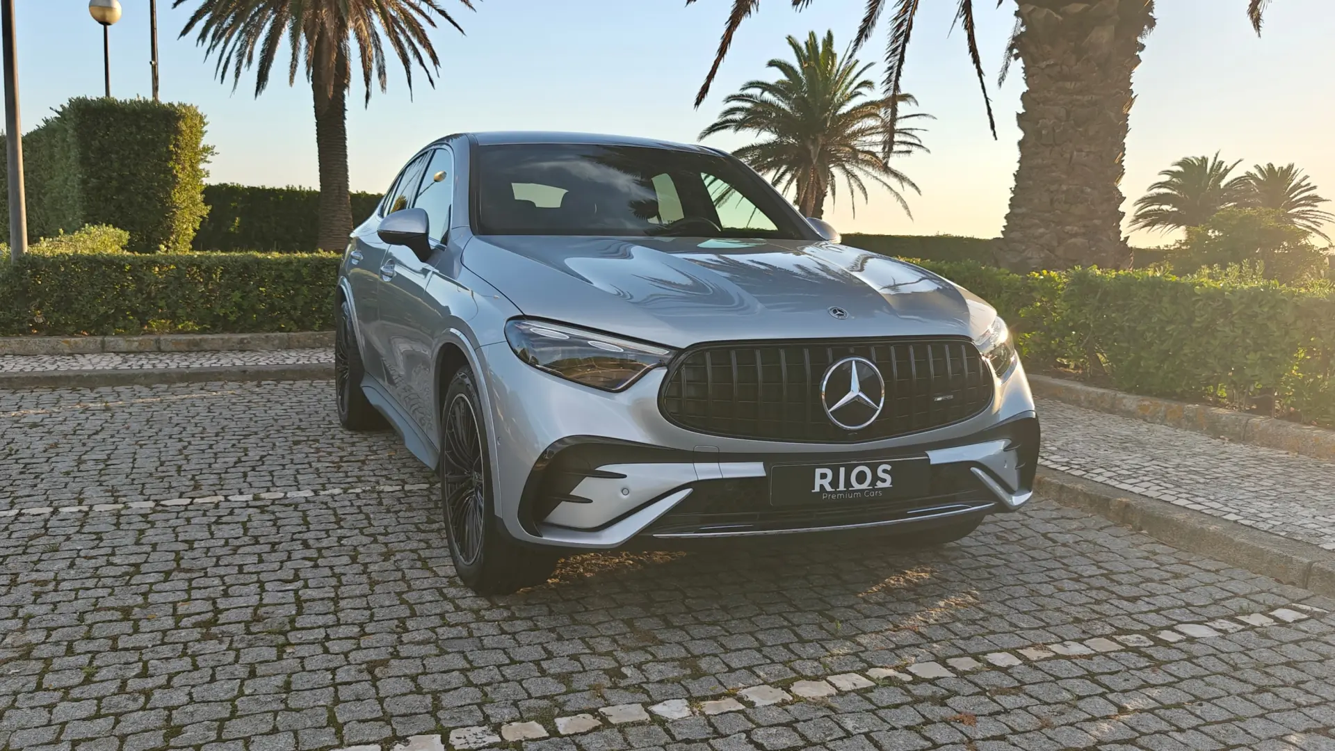 Mercedes-Benz GLC 300 de Coupe 4Matic 13