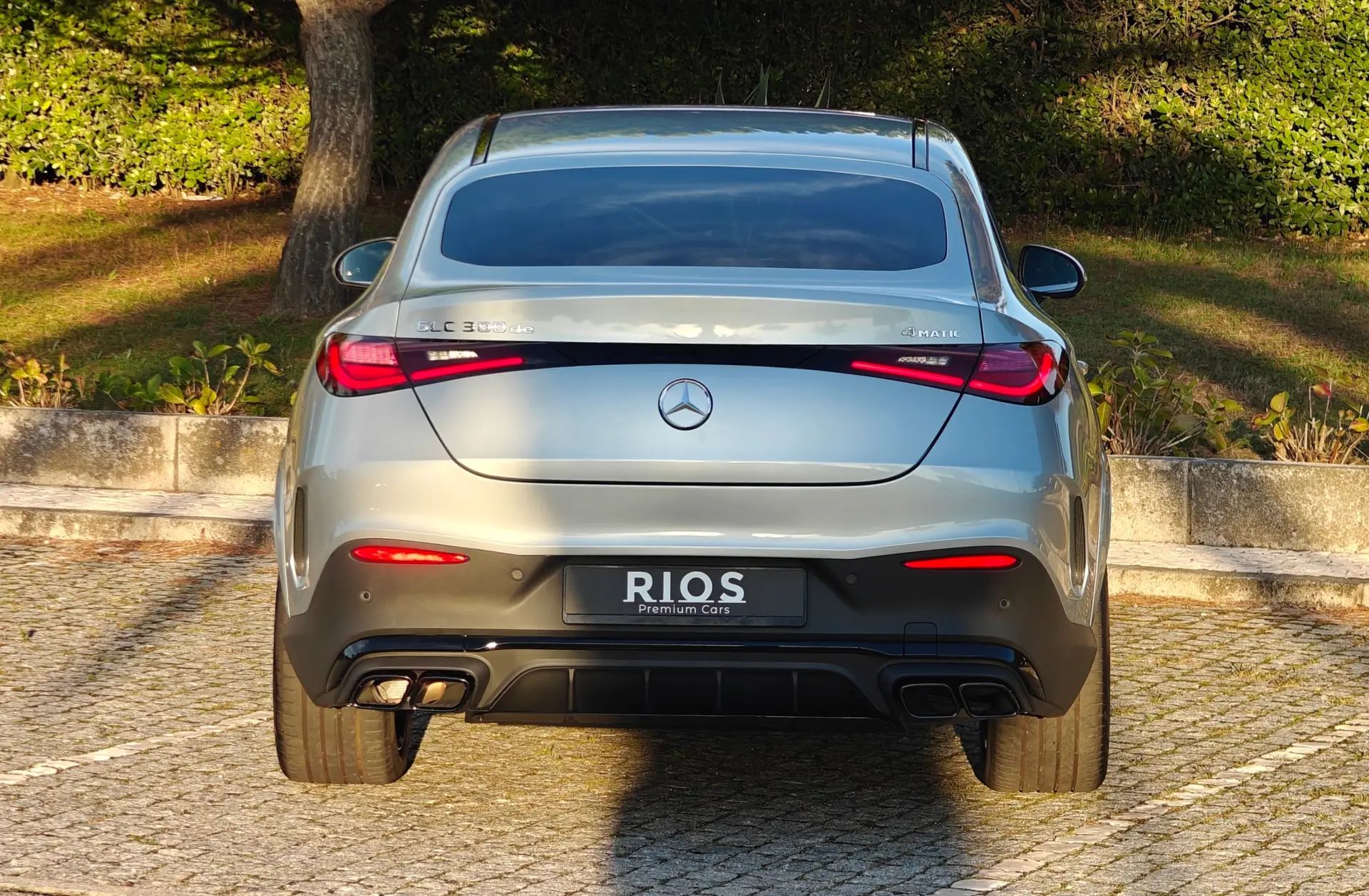 Mercedes-Benz GLC 300 de Coupe 4Matic 6