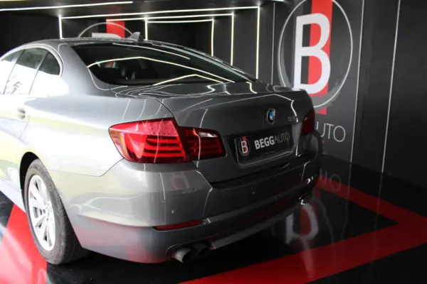 BMW 520 11