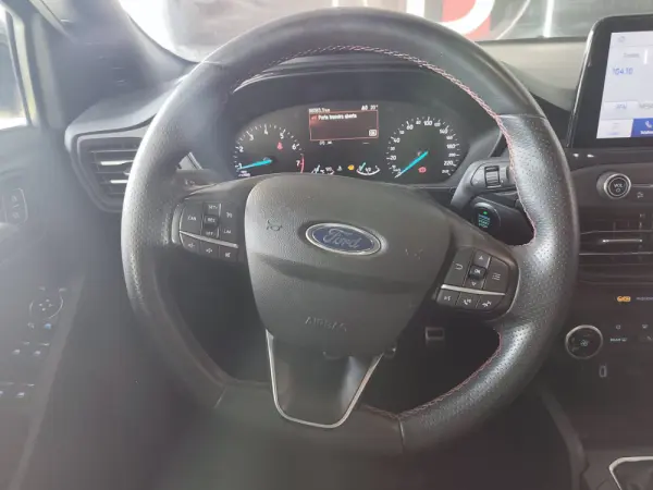 Ford Focus SW 1.0 EcoBoost MHEV ST-Line 16