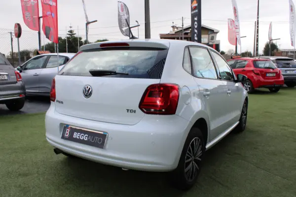Volkswagen Polo Allstar 12