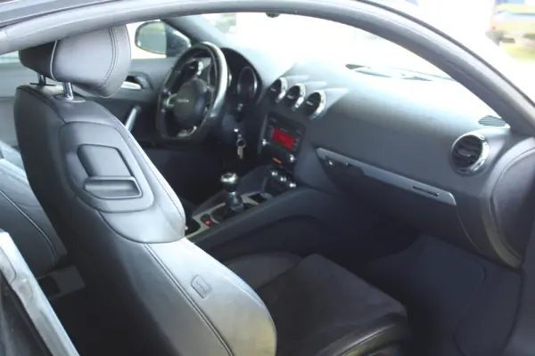 Audi TT Coupé 2.0 TDi quattro S-line 40