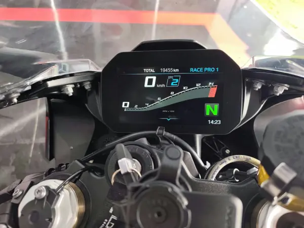 BMW S 1000 RR 4