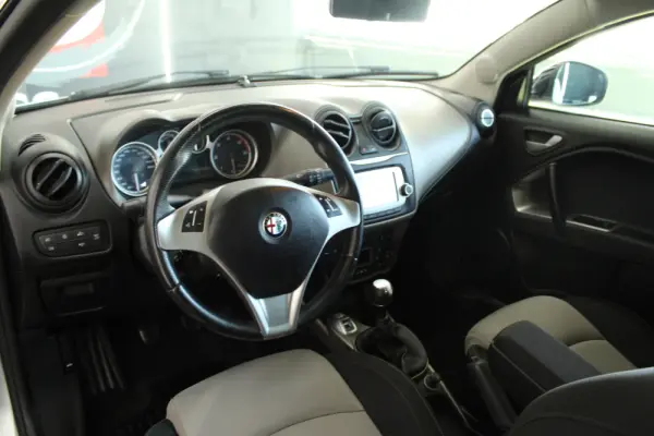 Alfa Romeo MiTo 1.3 JTDM Distinctive 25