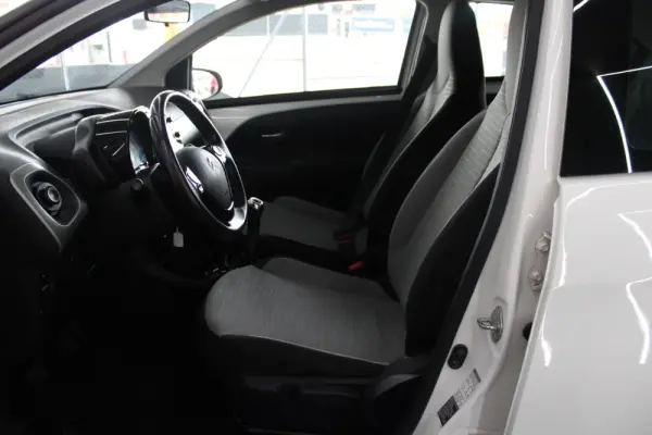 Citroën C1 1.2 VTi Feel 16