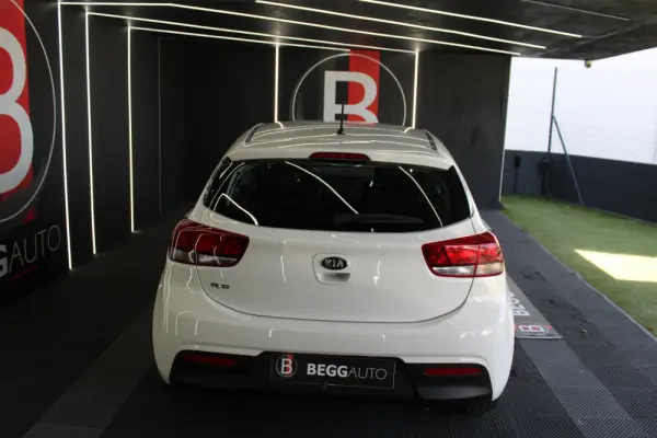 Kia Rio 1.2 CVVT Easy 9