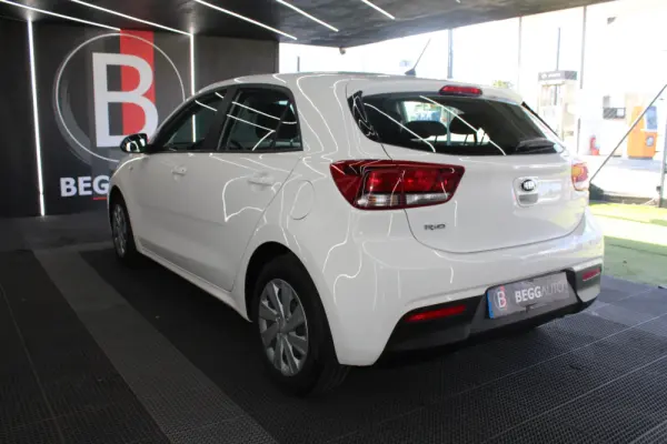 Kia Rio 1.2 CVVT Easy 10