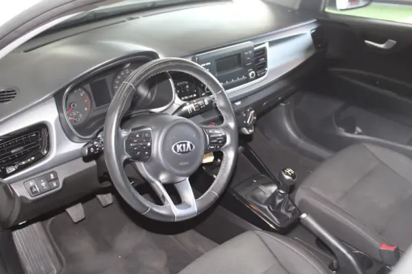Kia Rio 1.2 CVVT Easy 17