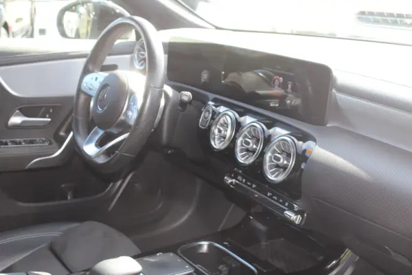 Mercedes-Benz CLA 250 e AMG Line 21