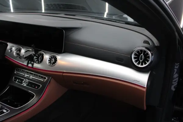 Mercedes-Benz E 220 d AMG Line 8