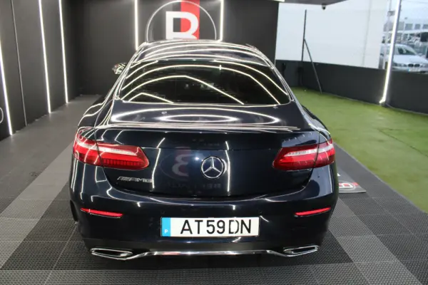 Mercedes-Benz E 220 d AMG Line 13