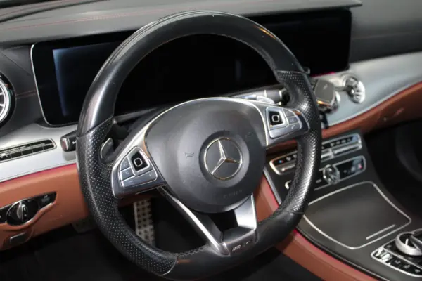 Mercedes-Benz E 220 d AMG Line 20