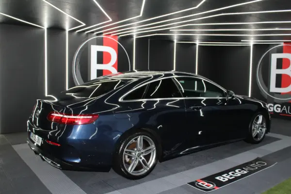 Mercedes-Benz E 220 d AMG Line 32