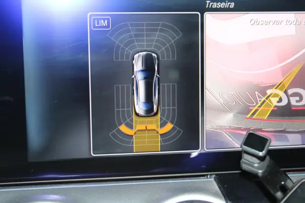 Mercedes-Benz E 220 d AMG Line 56