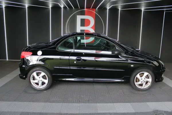 Peugeot 206 CC 1.6 12