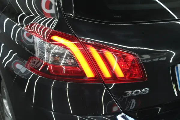 Peugeot 308 1.2 PureTech GT Line 9