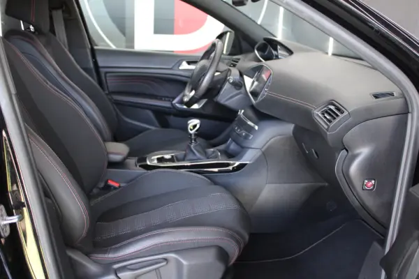 Peugeot 308 1.2 PureTech GT Line 13