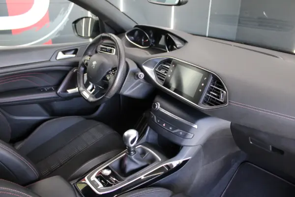 Peugeot 308 1.2 PureTech GT Line 15