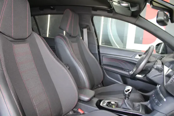 Peugeot 308 1.2 PureTech GT Line 17