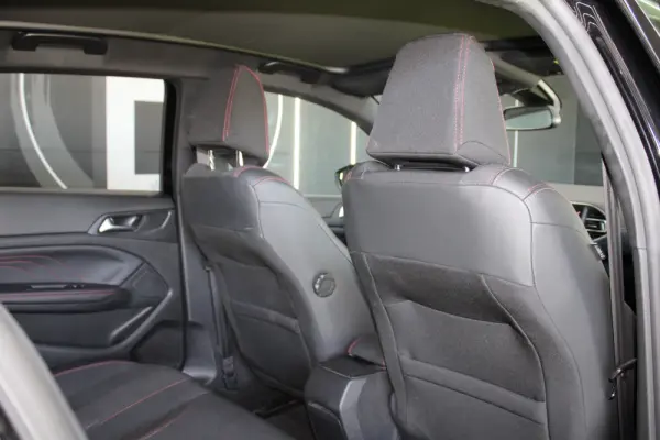 Peugeot 308 1.2 PureTech GT Line 21