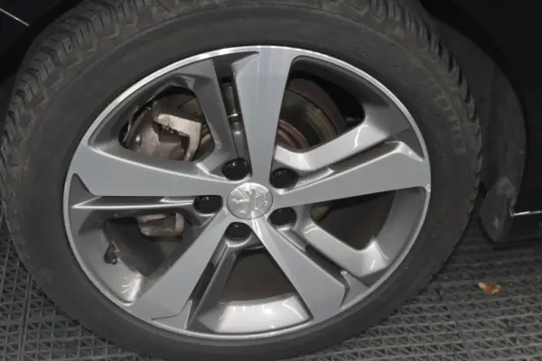 Peugeot 308 1.2 PureTech GT Line 41