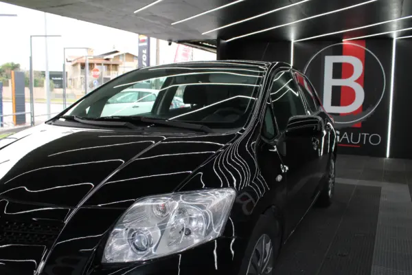 Toyota Auris 1.4 D-4D Sol 5