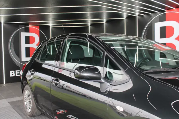 Toyota Auris 1.4 D-4D Sol 14