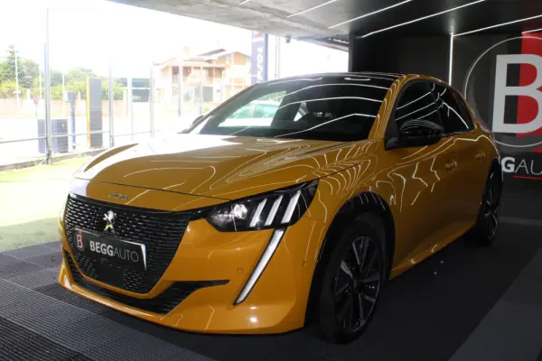 Peugeot 208 1.2 PureTech GT Pack EAT8 4