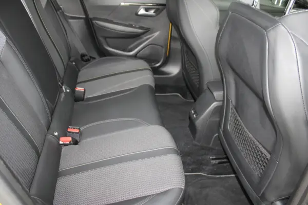 Peugeot 208 1.2 PureTech GT Pack EAT8 24