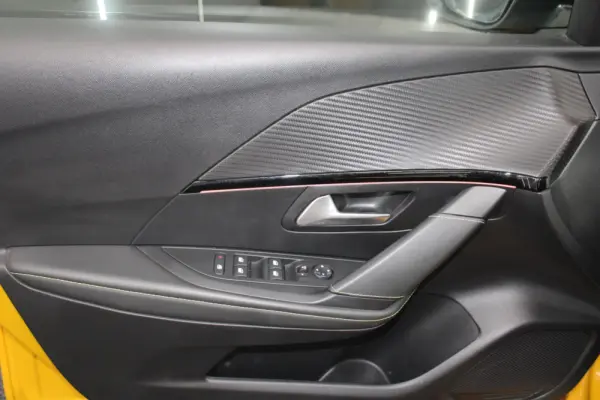 Peugeot 208 1.2 PureTech GT Pack EAT8 30