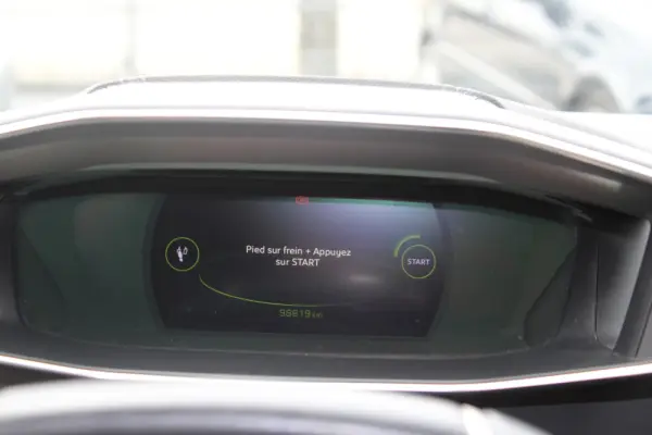 Peugeot 208 1.2 PureTech GT Pack EAT8 47