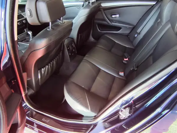 BMW 520 d Executive 16