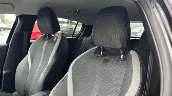 Peugeot 308 Allure pack 36