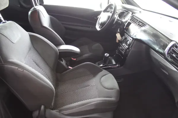 Citroen DS3 1.6 e-HDi So Chic ETG6 30