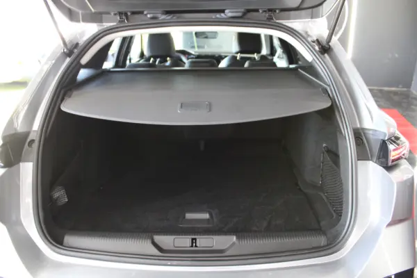 Peugeot 308 SW PureTech 130 EAT8 Active Pack 48