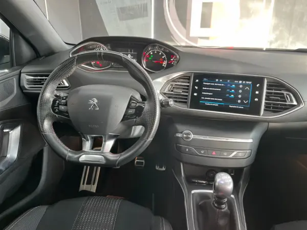 Peugeot 308 1.2 PureTech GT Line 41