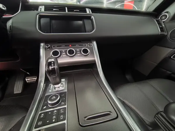 Land Rover Range Rover Sport HSE HYBRID 24