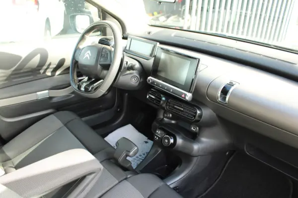 Citroën C4 Cactus 1.6 BlueHDi Shine ETG6 18
