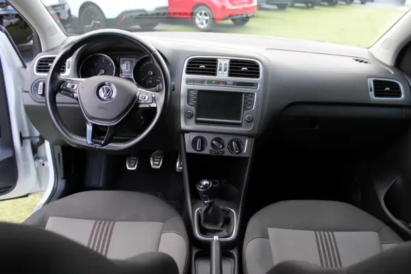 Volkswagen Polo Allstar 41