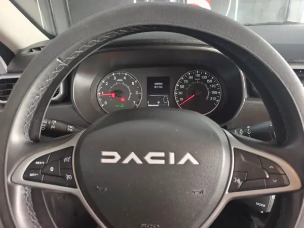 Dacia Duster ESSENCE 13
