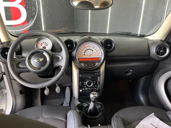 MINI Countryman Cooper D 21