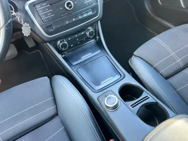 Mercedes-Benz GLA 200 d Aut. 17