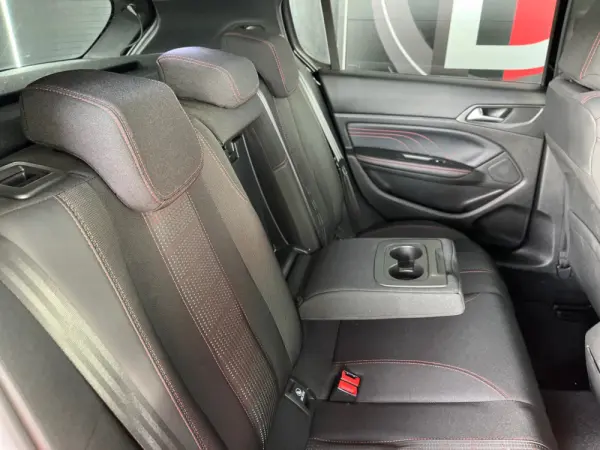 Peugeot 308 1.2 PureTech GT Line 44