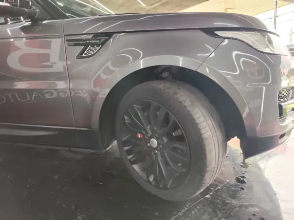 Land Rover Range Rover Sport HSE HYBRID 32