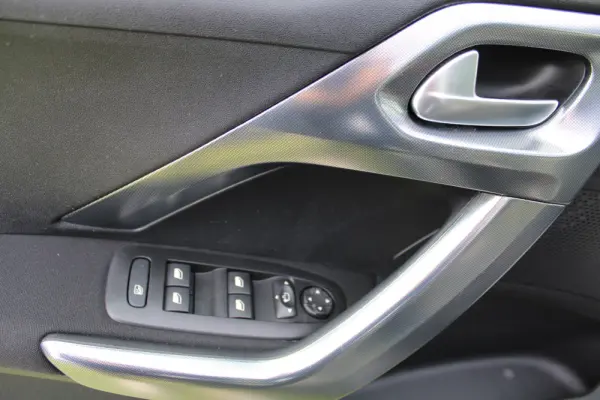 Peugeot 2008 PureTechAllure 35