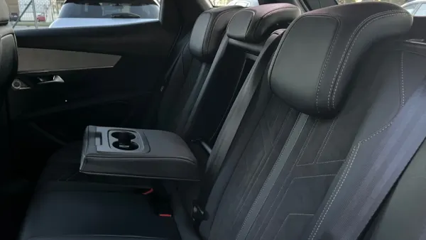 Peugeot 3008 1.5 BlueHDi GT EAT8 22