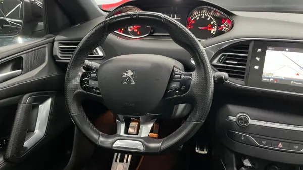 Peugeot 308 1.2 PureTech GT Line 17